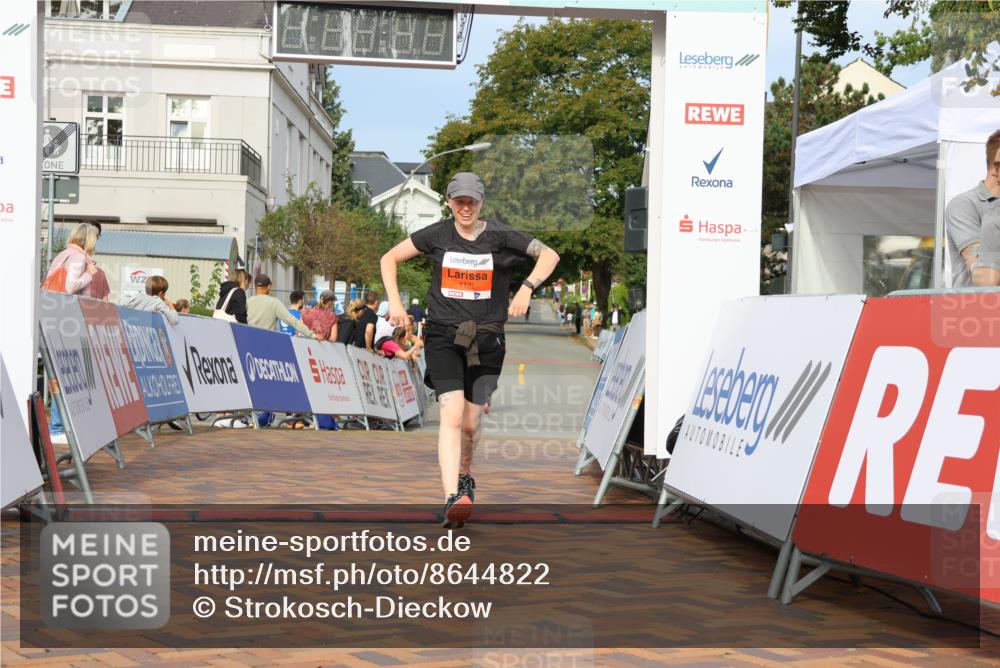 31.08.2025 - 21. Blankeneser Heldenlauf Strokosch-Dieckow http://msf.ph/oto/8644822 31.08.2025 10:02:53 Ziel 1122 meine-sportfotos.de