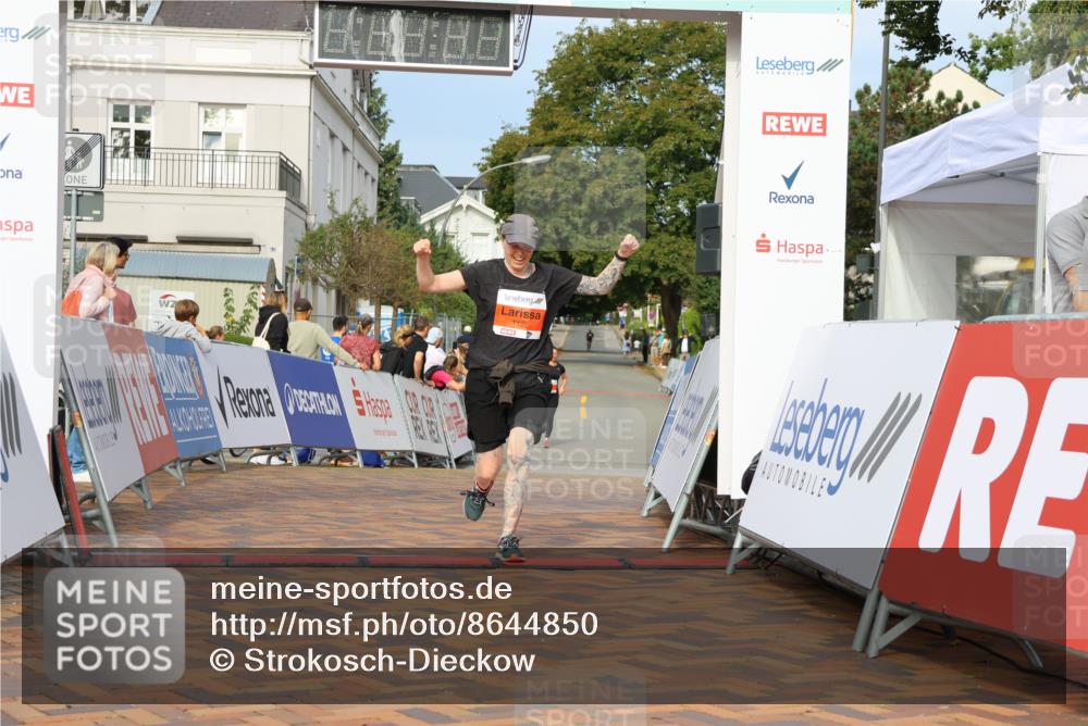 31.08.2025 - 21. Blankeneser Heldenlauf Strokosch-Dieckow http://msf.ph/oto/8644850 31.08.2025 10:02:52 Ziel 1122 meine-sportfotos.de