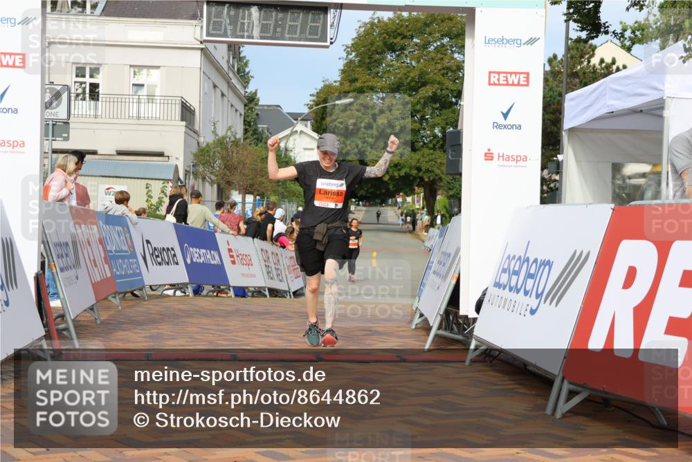31.08.2025 - 21. Blankeneser Heldenlauf Strokosch-Dieckow http://msf.ph/oto/8644862 31.08.2025 10:02:52 Ziel 1122 meine-sportfotos.de