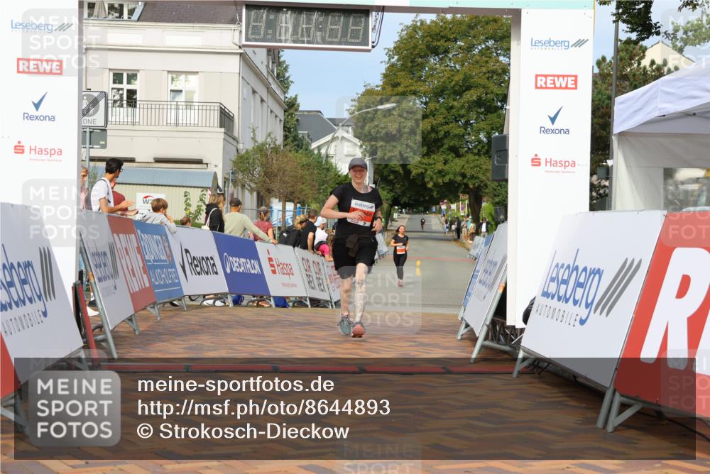 31.08.2025 - 21. Blankeneser Heldenlauf Strokosch-Dieckow http://msf.ph/oto/8644893 31.08.2025 10:02:52 Ziel 1122 meine-sportfotos.de