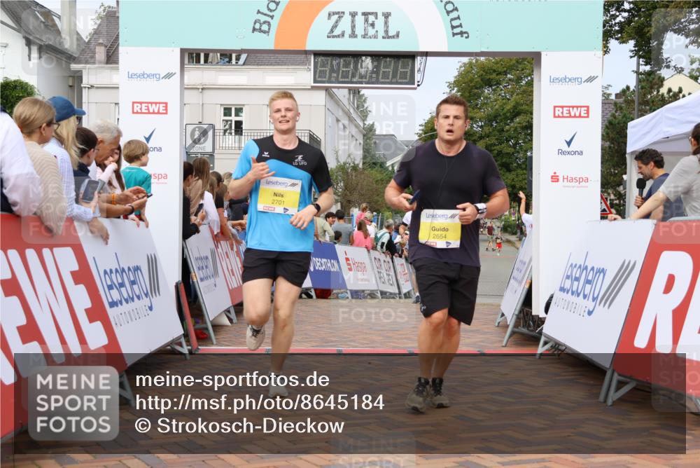 31.08.2025 - 21. Blankeneser Heldenlauf Strokosch-Dieckow http://msf.ph/oto/8645184 31.08.2025 10:23:07 Ziel 2654, 2701, 2293 meine-sportfotos.de