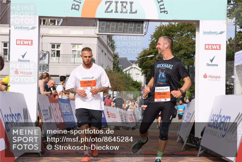 31.08.2025 - 21. Blankeneser Heldenlauf Strokosch-Dieckow http://msf.ph/oto/8645284 31.08.2025 09:58:22 Ziel 1135, 1089 meine-sportfotos.de