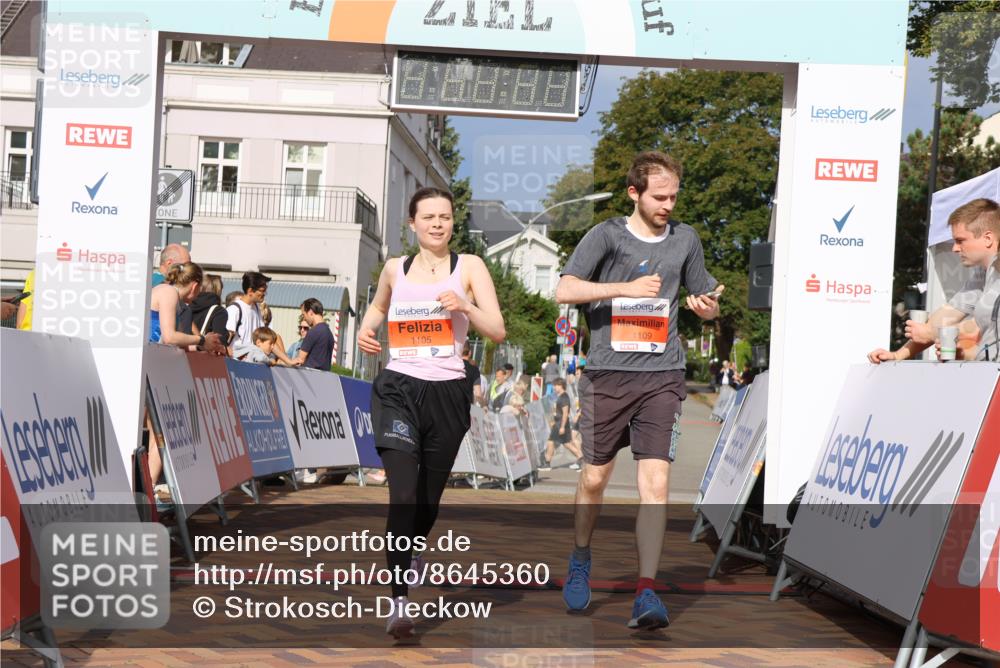 31.08.2025 - 21. Blankeneser Heldenlauf Strokosch-Dieckow http://msf.ph/oto/8645360 31.08.2025 09:57:16 Ziel 1109, 1105 meine-sportfotos.de