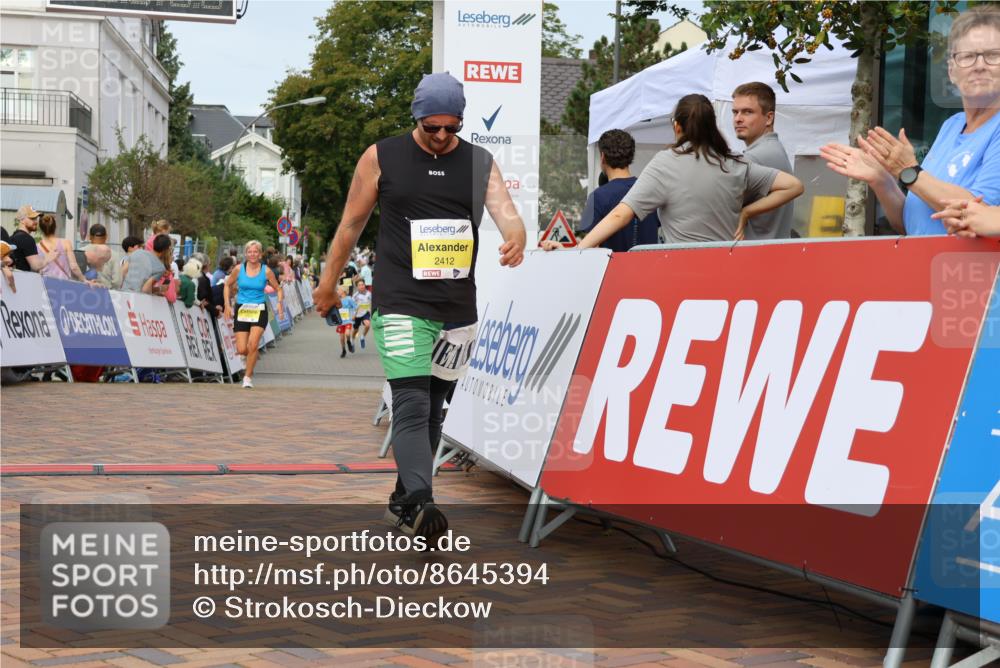31.08.2025 - 21. Blankeneser Heldenlauf Strokosch-Dieckow http://msf.ph/oto/8645394 31.08.2025 10:22:38 Ziel 2612, 2017, 2314, 2476, 2412 meine-sportfotos.de