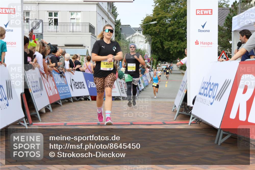 31.08.2025 - 21. Blankeneser Heldenlauf Strokosch-Dieckow http://msf.ph/oto/8645450 31.08.2025 10:22:35 Ziel 2702, 2722, 2612, 2017, 2476, 2412 meine-sportfotos.de