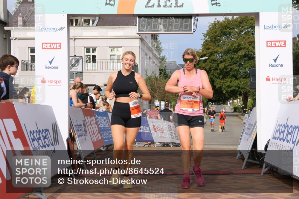 31.08.2025 - 21. Blankeneser Heldenlauf Strokosch-Dieckow http://msf.ph/oto/8645524 31.08.2025 09:56:54 Ziel 1178, 1036 meine-sportfotos.de