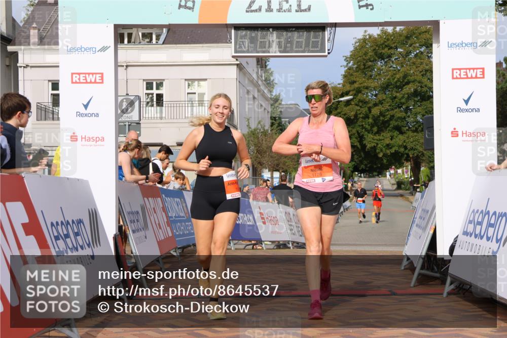 31.08.2025 - 21. Blankeneser Heldenlauf Strokosch-Dieckow http://msf.ph/oto/8645537 31.08.2025 09:56:54 Ziel 1178, 1036 meine-sportfotos.de