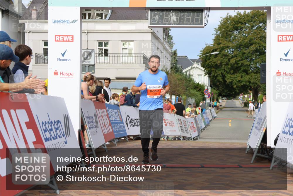 31.08.2025 - 21. Blankeneser Heldenlauf Strokosch-Dieckow http://msf.ph/oto/8645730 31.08.2025 09:54:56 Ziel 1031, 1020 meine-sportfotos.de