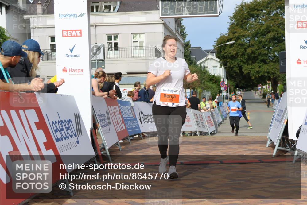 31.08.2025 - 21. Blankeneser Heldenlauf Strokosch-Dieckow http://msf.ph/oto/8645770 31.08.2025 09:54:50 Ziel 1156, 1020 meine-sportfotos.de
