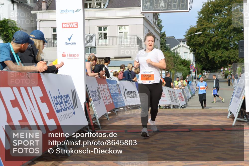 31.08.2025 - 21. Blankeneser Heldenlauf Strokosch-Dieckow http://msf.ph/oto/8645803 31.08.2025 09:54:50 Ziel 1156, 1020 meine-sportfotos.de