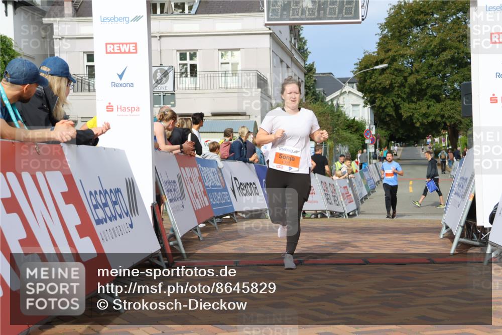 31.08.2025 - 21. Blankeneser Heldenlauf Strokosch-Dieckow http://msf.ph/oto/8645829 31.08.2025 09:54:49 Ziel 1156, 1020 meine-sportfotos.de