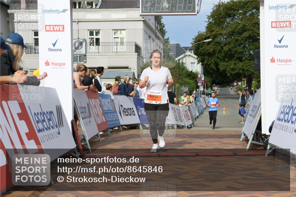 31.08.2025 - 21. Blankeneser Heldenlauf Strokosch-Dieckow http://msf.ph/oto/8645846 31.08.2025 09:54:49 Ziel 1156, 1020 meine-sportfotos.de