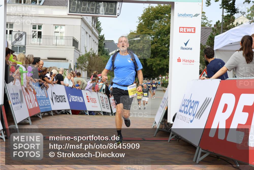 31.08.2025 - 21. Blankeneser Heldenlauf Strokosch-Dieckow http://msf.ph/oto/8645909 31.08.2025 10:22:11 Ziel 2676, 2593 meine-sportfotos.de
