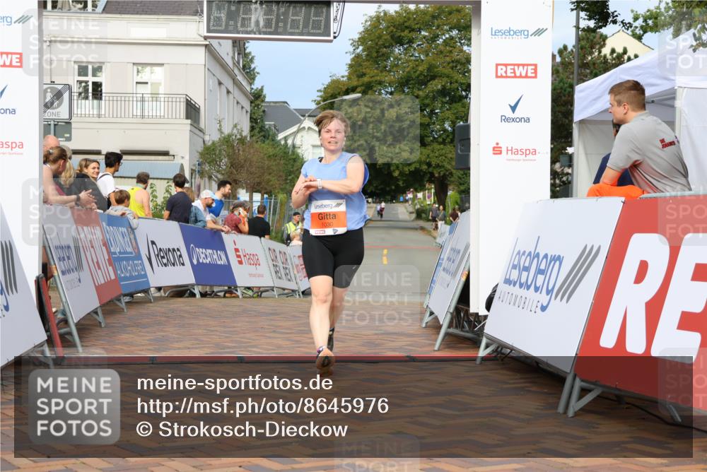 31.08.2025 - 21. Blankeneser Heldenlauf Strokosch-Dieckow http://msf.ph/oto/8645976 31.08.2025 09:54:03 Ziel 1030 meine-sportfotos.de
