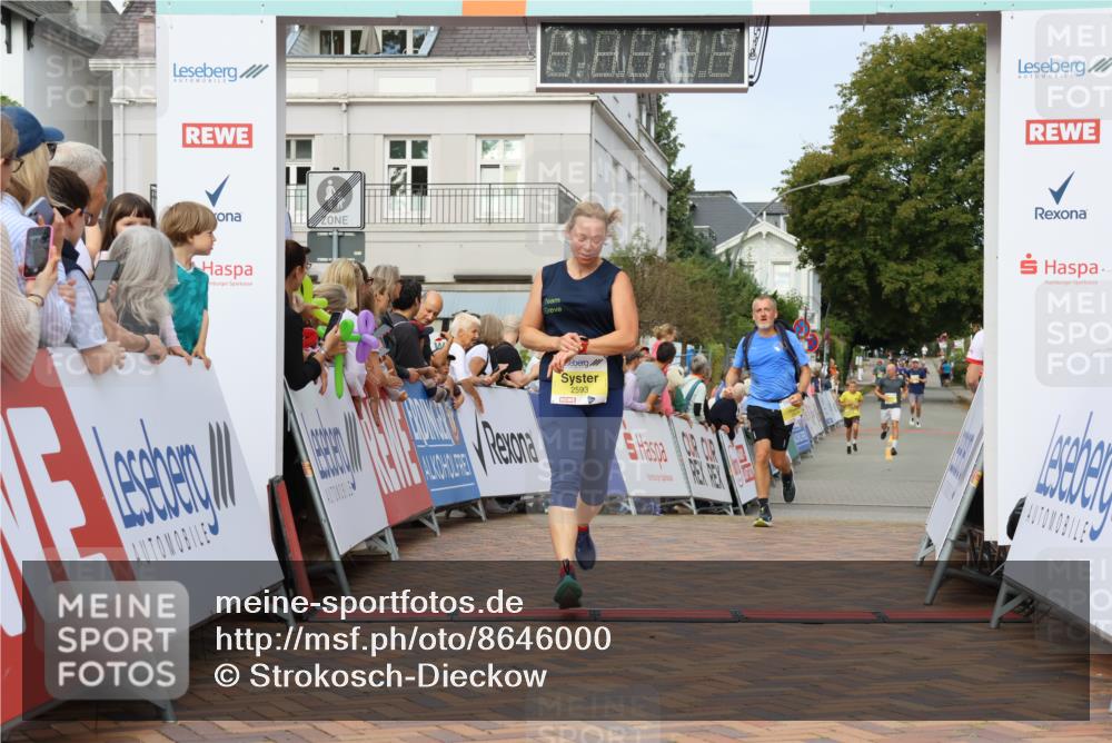 31.08.2025 - 21. Blankeneser Heldenlauf Strokosch-Dieckow http://msf.ph/oto/8646000 31.08.2025 10:22:08 Ziel 2676, 2593 meine-sportfotos.de