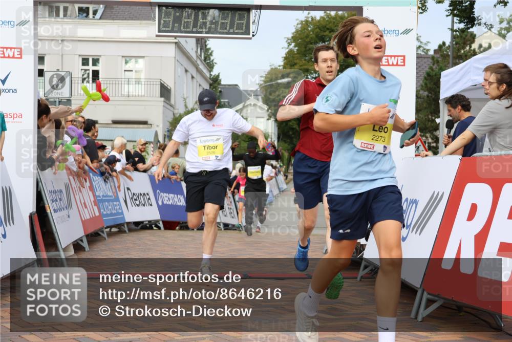 31.08.2025 - 21. Blankeneser Heldenlauf Strokosch-Dieckow http://msf.ph/oto/8646216 31.08.2025 10:21:52 Ziel 2720, 2526, 2123, 2272, 2271, 2273 meine-sportfotos.de