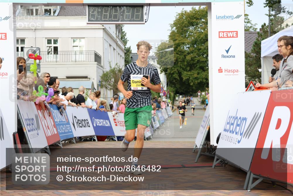 31.08.2025 - 21. Blankeneser Heldenlauf Strokosch-Dieckow http://msf.ph/oto/8646482 31.08.2025 10:21:16 Ziel 2565 meine-sportfotos.de