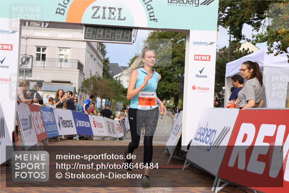 31.08.2025 - 21. Blankeneser Heldenlauf Strokosch-Dieckow http://msf.ph/oto/8646484 31.08.2025 09:52:50 Ziel 1092, 1058 meine-sportfotos.de
