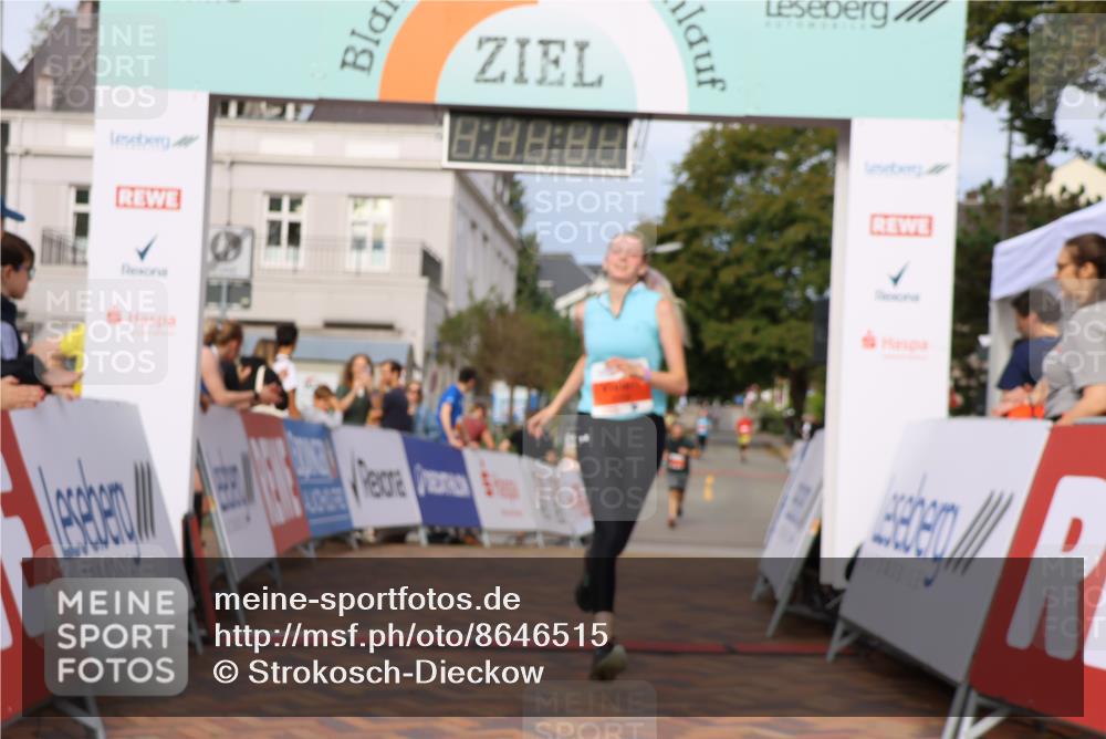 31.08.2025 - 21. Blankeneser Heldenlauf Strokosch-Dieckow http://msf.ph/oto/8646515 31.08.2025 09:52:50 Ziel 1092, 1058 meine-sportfotos.de