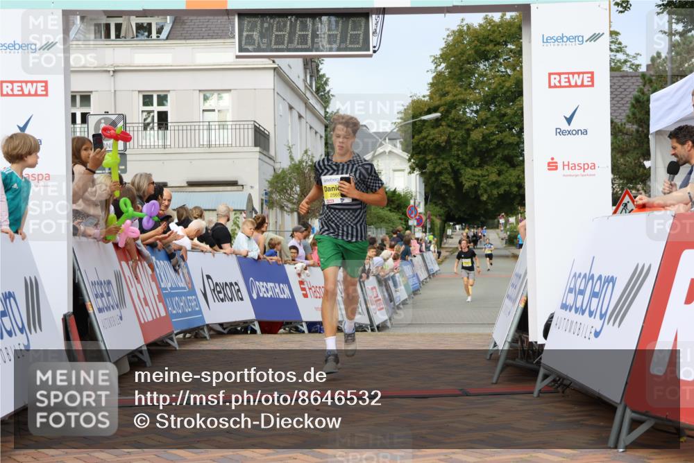 31.08.2025 - 21. Blankeneser Heldenlauf Strokosch-Dieckow http://msf.ph/oto/8646532 31.08.2025 10:21:15 Ziel 2565 meine-sportfotos.de