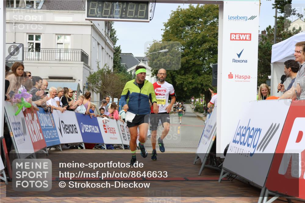 31.08.2025 - 21. Blankeneser Heldenlauf Strokosch-Dieckow http://msf.ph/oto/8646633 31.08.2025 10:21:03 Ziel 2356, 2513 meine-sportfotos.de