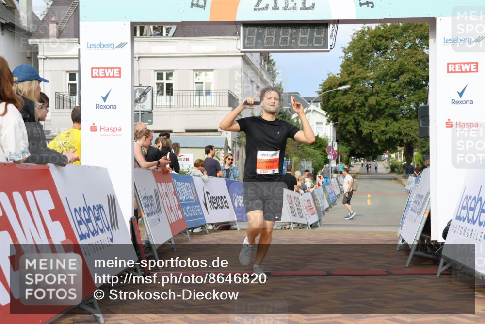 31.08.2025 - 21. Blankeneser Heldenlauf Strokosch-Dieckow http://msf.ph/oto/8646820 31.08.2025 09:51:53 Ziel 1110 meine-sportfotos.de