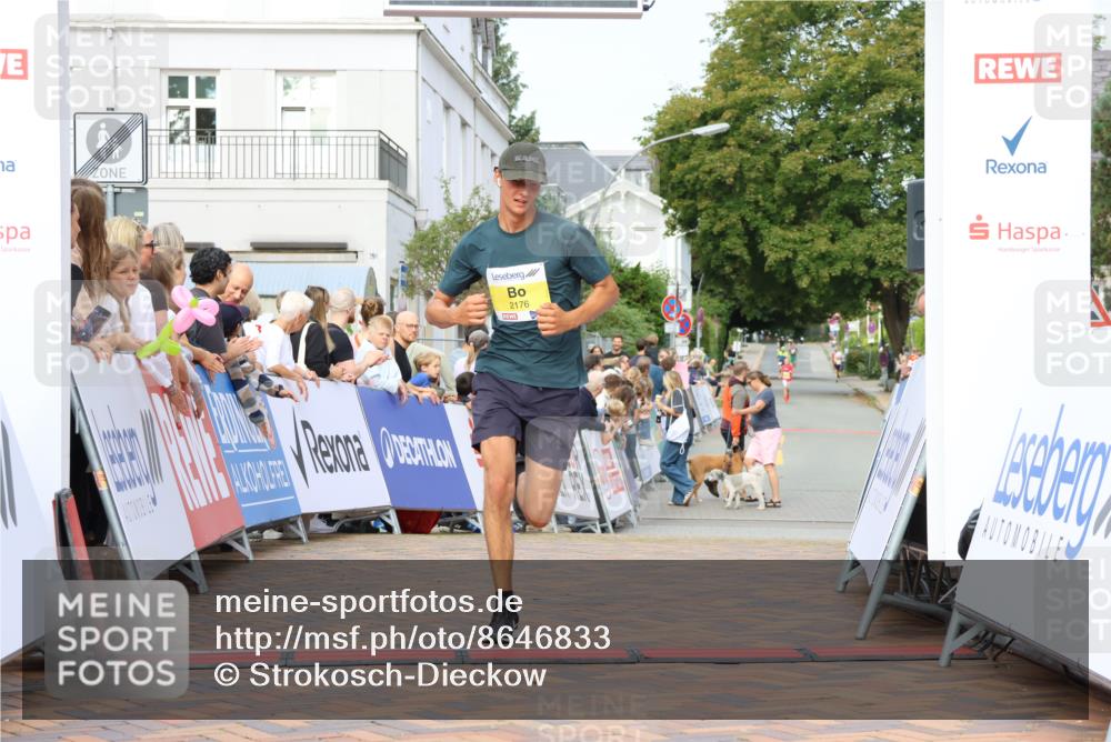 31.08.2025 - 21. Blankeneser Heldenlauf Strokosch-Dieckow http://msf.ph/oto/8646833 31.08.2025 10:20:35 Ziel 2176 meine-sportfotos.de