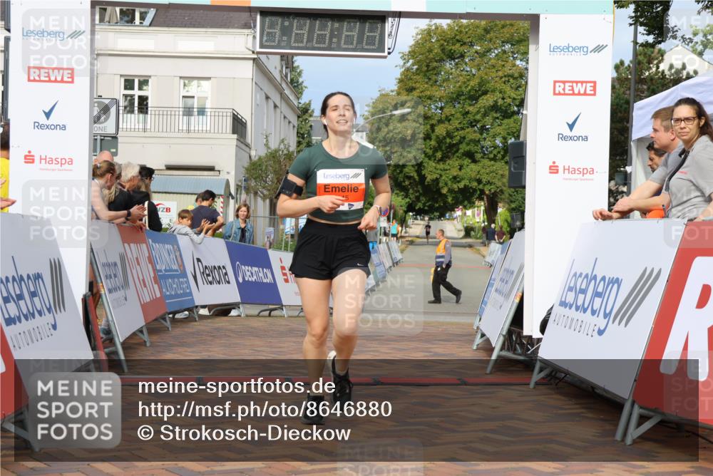 31.08.2025 - 21. Blankeneser Heldenlauf Strokosch-Dieckow http://msf.ph/oto/8646880 31.08.2025 09:51:25 Ziel 1081, 1074, 1145 meine-sportfotos.de