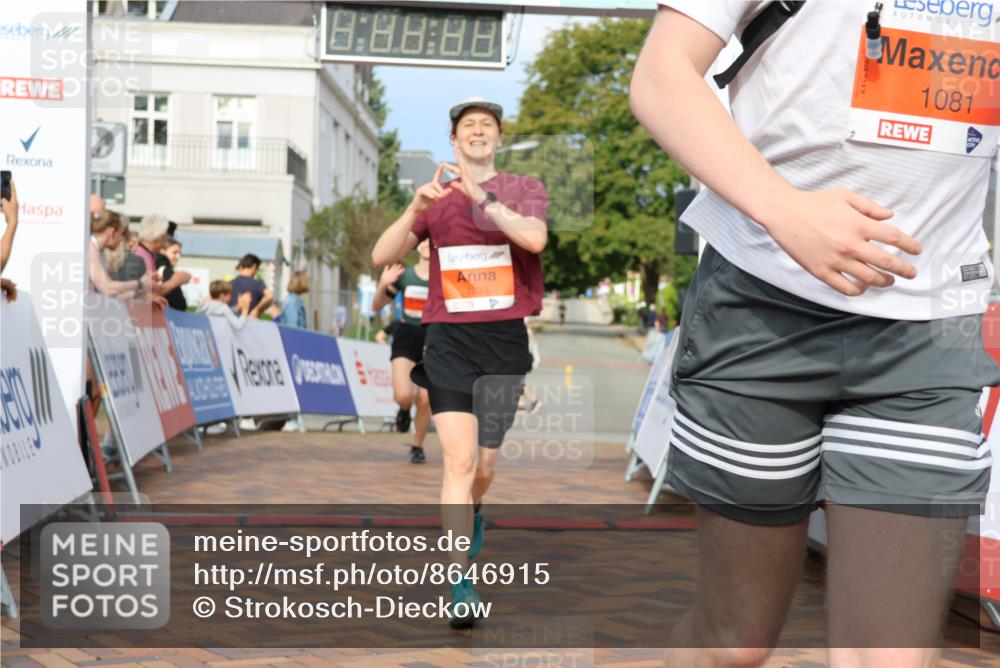 31.08.2025 - 21. Blankeneser Heldenlauf Strokosch-Dieckow http://msf.ph/oto/8646915 31.08.2025 09:51:23 Ziel 1081, 1074, 1145 meine-sportfotos.de