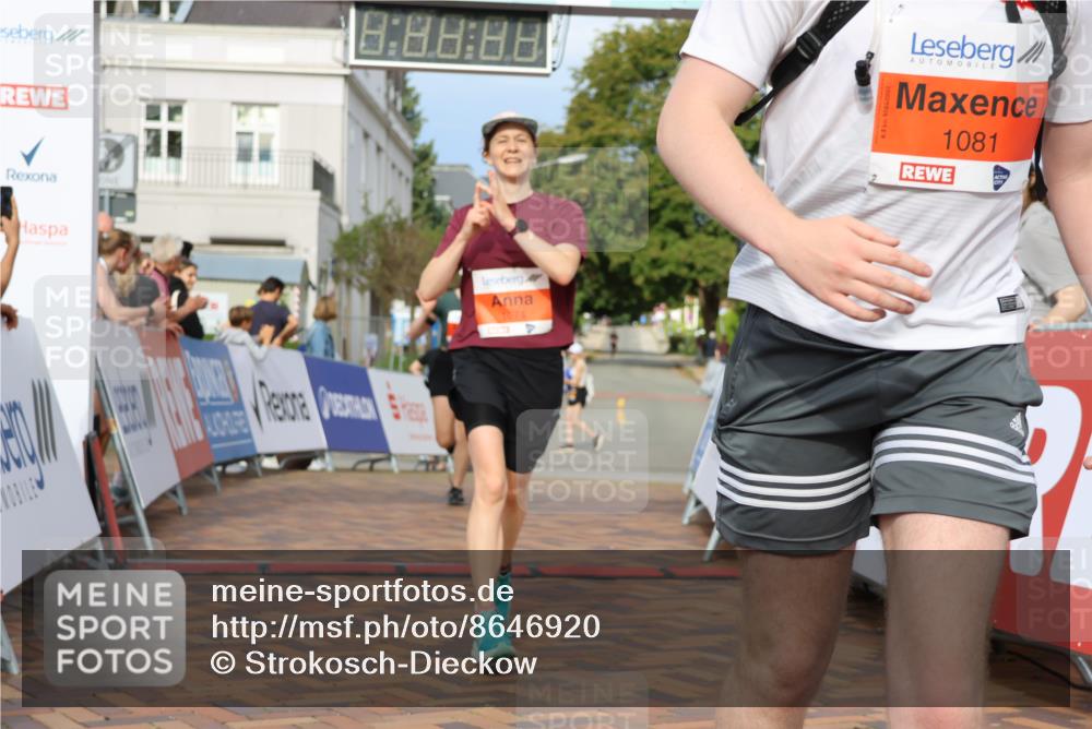 31.08.2025 - 21. Blankeneser Heldenlauf Strokosch-Dieckow http://msf.ph/oto/8646920 31.08.2025 09:51:23 Ziel 1081, 1074, 1145 meine-sportfotos.de