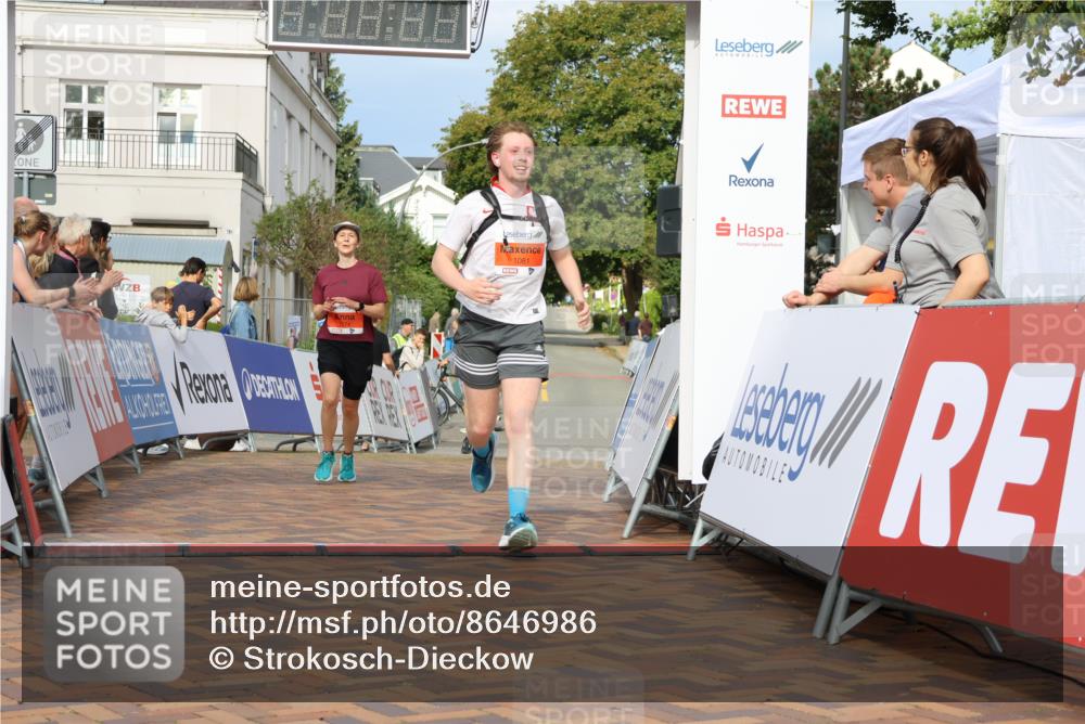 31.08.2025 - 21. Blankeneser Heldenlauf Strokosch-Dieckow http://msf.ph/oto/8646986 31.08.2025 09:51:20 Ziel 1081, 1074, 1145 meine-sportfotos.de