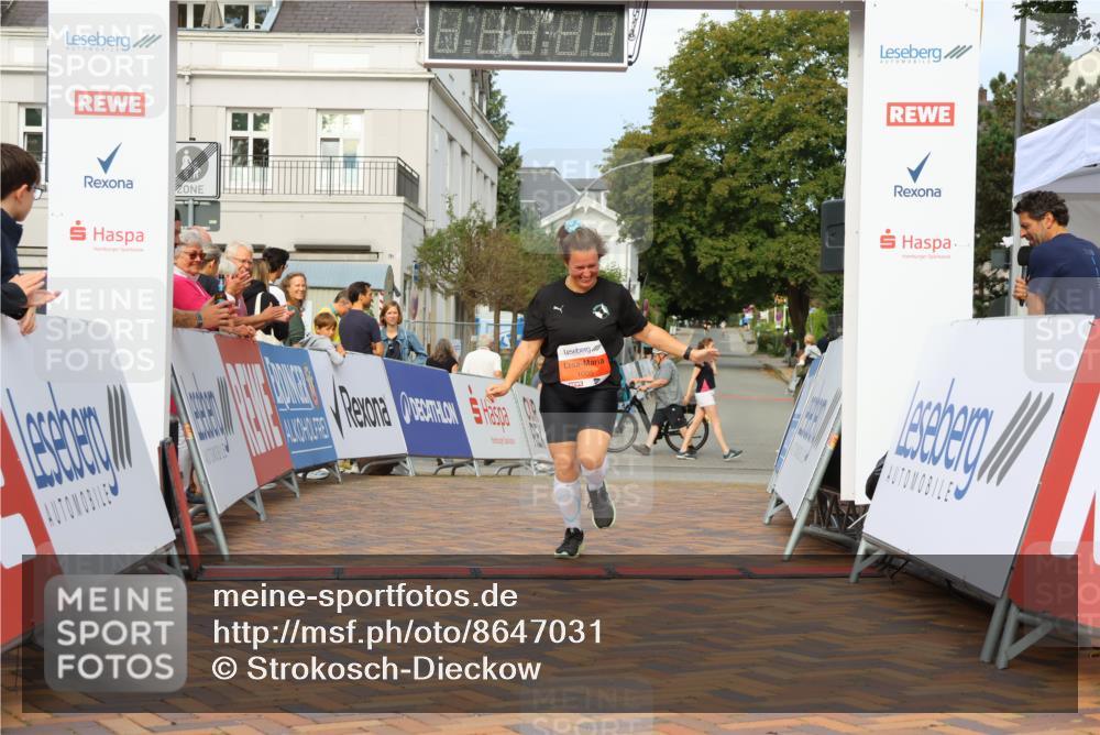 31.08.2025 - 21. Blankeneser Heldenlauf Strokosch-Dieckow http://msf.ph/oto/8647031 31.08.2025 09:50:20 Ziel 1005 meine-sportfotos.de