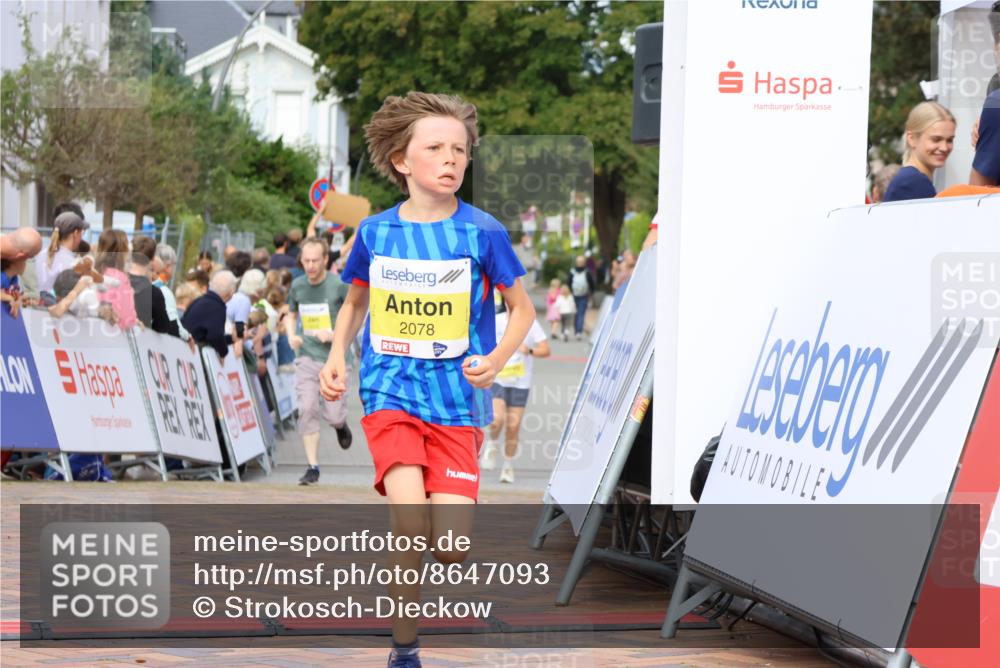 31.08.2025 - 21. Blankeneser Heldenlauf Strokosch-Dieckow http://msf.ph/oto/8647093 31.08.2025 10:20:14 Ziel 2078, 2028 meine-sportfotos.de