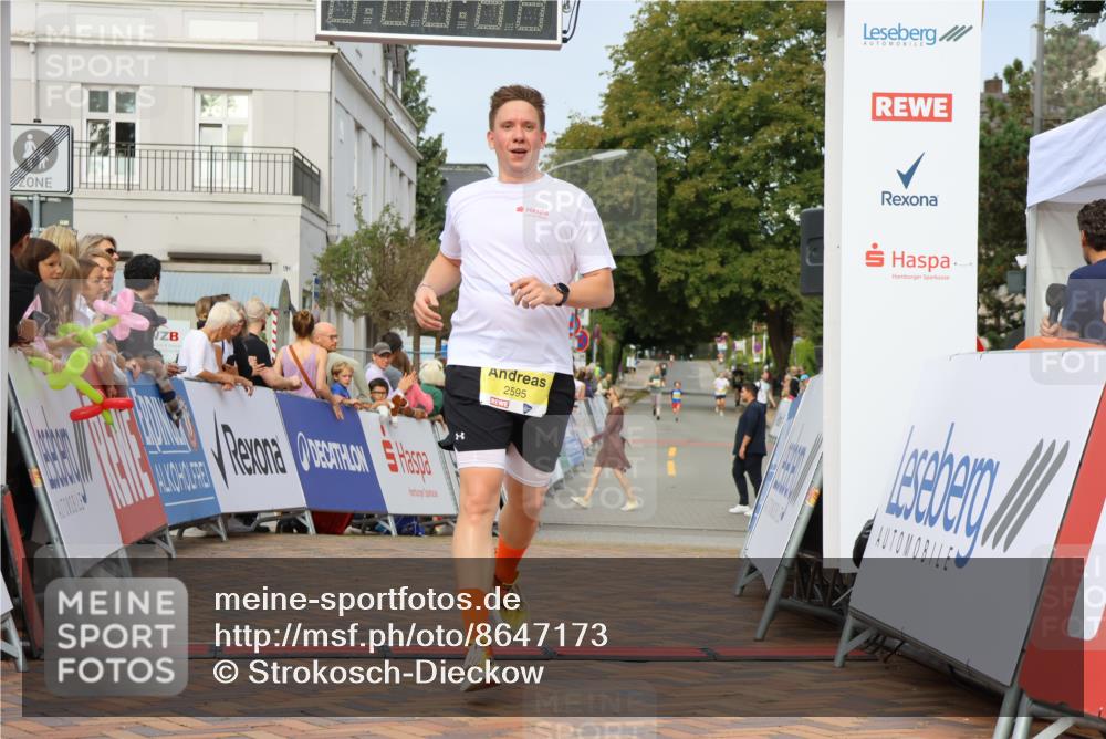 31.08.2025 - 21. Blankeneser Heldenlauf Strokosch-Dieckow http://msf.ph/oto/8647173 31.08.2025 10:19:57 Ziel 2595 meine-sportfotos.de