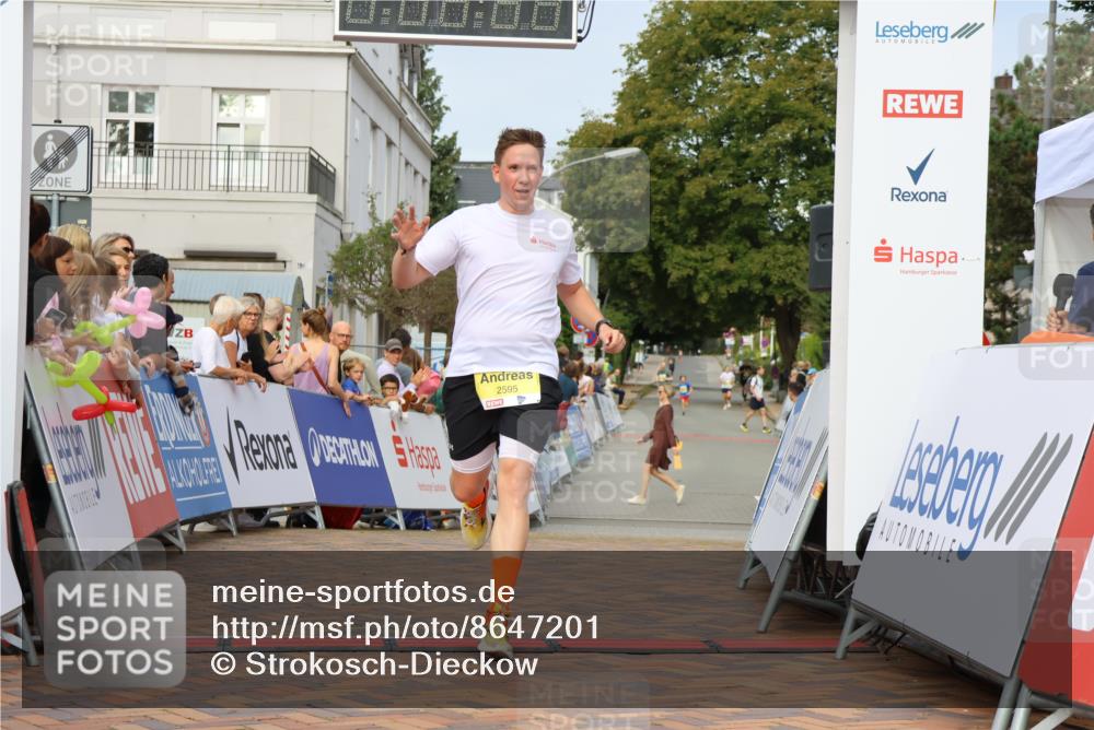 31.08.2025 - 21. Blankeneser Heldenlauf Strokosch-Dieckow http://msf.ph/oto/8647201 31.08.2025 10:19:56 Ziel 2595 meine-sportfotos.de