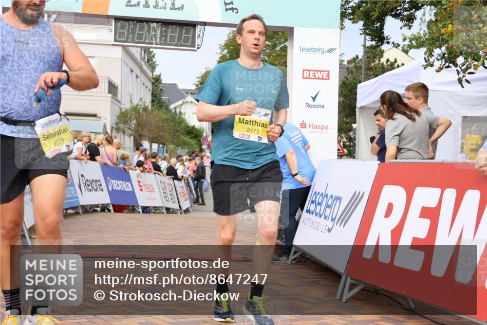 31.08.2025 - 21. Blankeneser Heldenlauf Strokosch-Dieckow http://msf.ph/oto/8647247 31.08.2025 10:19:35 Ziel 2396, 2194, 2592, 2063, 2473, 2073 meine-sportfotos.de
