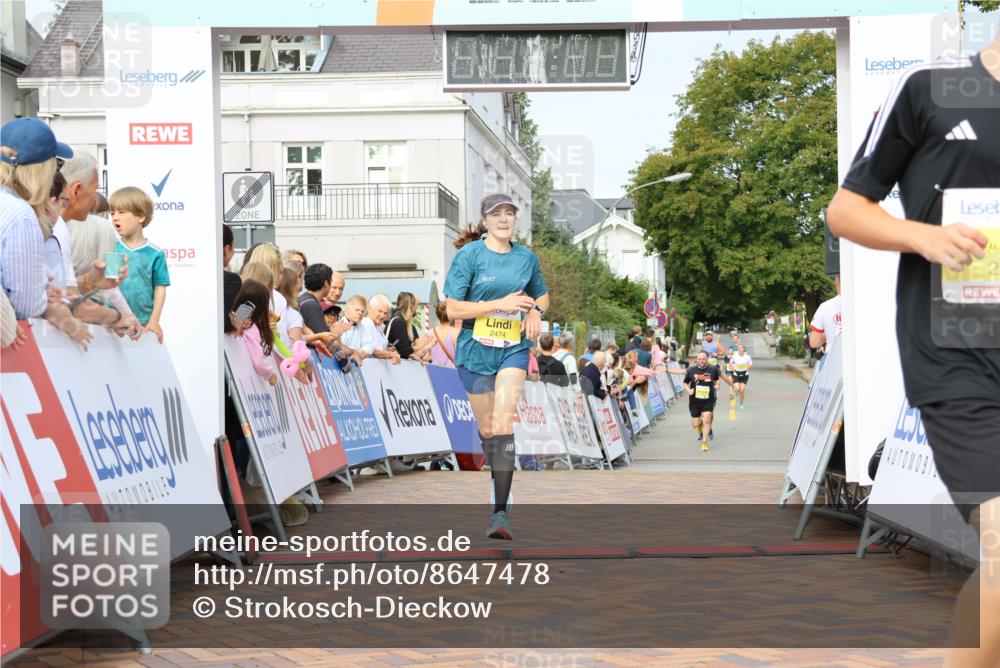 31.08.2025 - 21. Blankeneser Heldenlauf Strokosch-Dieckow http://msf.ph/oto/8647478 31.08.2025 10:19:21 Ziel 2710, 2474 meine-sportfotos.de