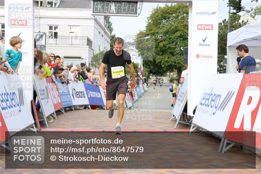 31.08.2025 - 21. Blankeneser Heldenlauf Strokosch-Dieckow http://msf.ph/oto/8647579 31.08.2025 10:19:04 Ziel 2240 meine-sportfotos.de