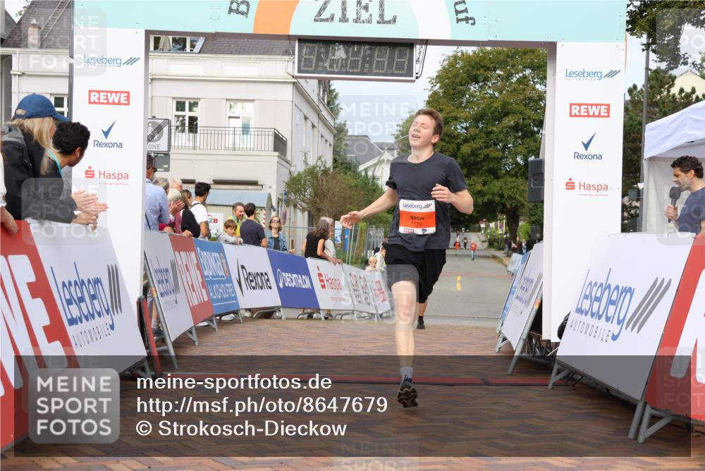 31.08.2025 - 21. Blankeneser Heldenlauf Strokosch-Dieckow http://msf.ph/oto/8647679 31.08.2025 09:48:51 Ziel 1171, 1128, 1172, 1129, 1077 meine-sportfotos.de