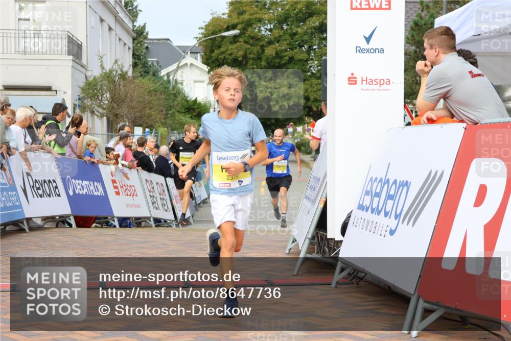 31.08.2025 - 21. Blankeneser Heldenlauf Strokosch-Dieckow http://msf.ph/oto/8647736 31.08.2025 10:18:44 Ziel 2395, 2537, 2238, 2379 meine-sportfotos.de
