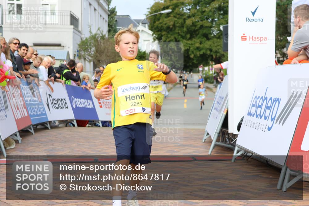 31.08.2025 - 21. Blankeneser Heldenlauf Strokosch-Dieckow http://msf.ph/oto/8647817 31.08.2025 10:18:36 Ziel 2480, 2448, 2264, 2537 meine-sportfotos.de