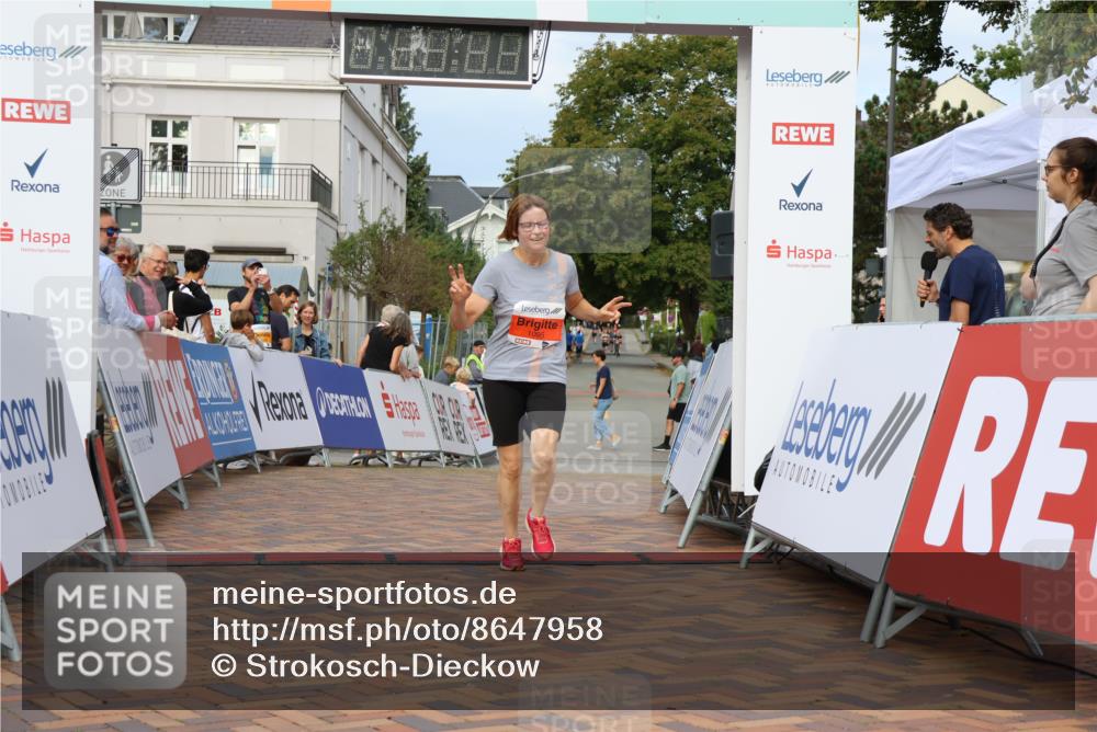 31.08.2025 - 21. Blankeneser Heldenlauf Strokosch-Dieckow http://msf.ph/oto/8647958 31.08.2025 09:48:16 Ziel 1095 meine-sportfotos.de