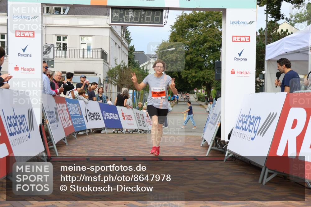 31.08.2025 - 21. Blankeneser Heldenlauf Strokosch-Dieckow http://msf.ph/oto/8647978 31.08.2025 09:48:16 Ziel 1095 meine-sportfotos.de