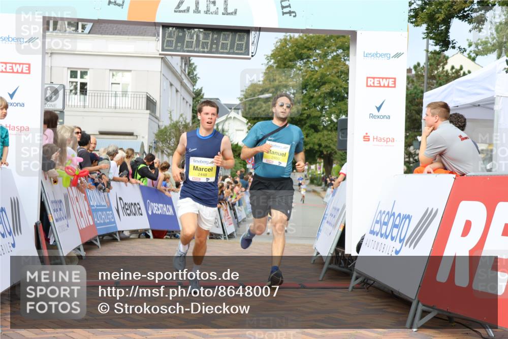 31.08.2025 - 21. Blankeneser Heldenlauf Strokosch-Dieckow http://msf.ph/oto/8648007 31.08.2025 10:18:30 Ziel 2480, 2448, 2264 meine-sportfotos.de
