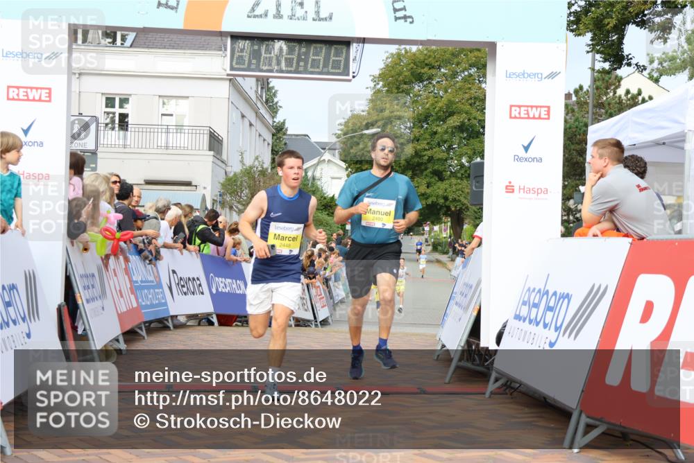 31.08.2025 - 21. Blankeneser Heldenlauf Strokosch-Dieckow http://msf.ph/oto/8648022 31.08.2025 10:18:30 Ziel 2480, 2448, 2264 meine-sportfotos.de