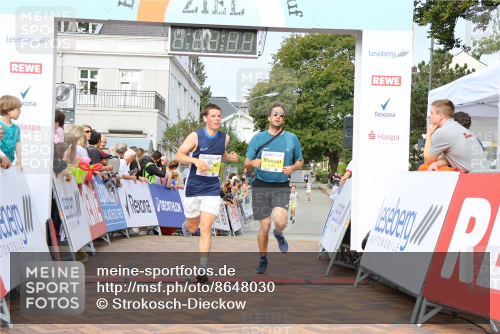 31.08.2025 - 21. Blankeneser Heldenlauf Strokosch-Dieckow http://msf.ph/oto/8648030 31.08.2025 10:18:30 Ziel 2480, 2448, 2264 meine-sportfotos.de