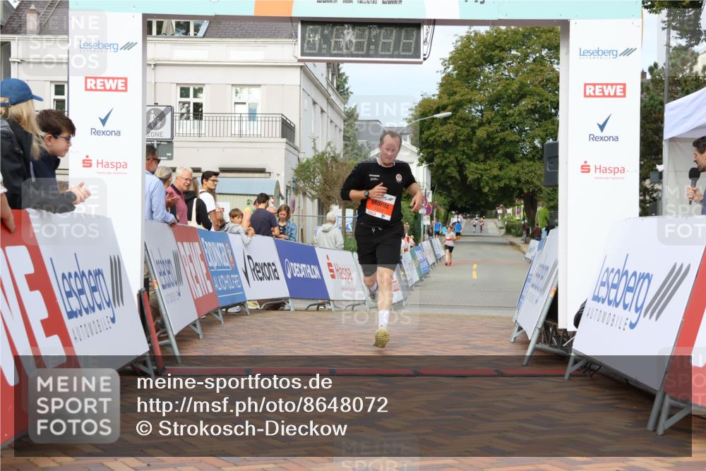 31.08.2025 - 21. Blankeneser Heldenlauf Strokosch-Dieckow http://msf.ph/oto/8648072 31.08.2025 09:48:04 Ziel 1094, 1023 meine-sportfotos.de