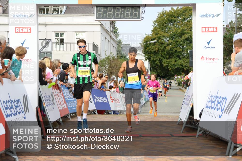 31.08.2025 - 21. Blankeneser Heldenlauf Strokosch-Dieckow http://msf.ph/oto/8648321 31.08.2025 10:18:07 Ziel 2746, 2341, 2100 meine-sportfotos.de