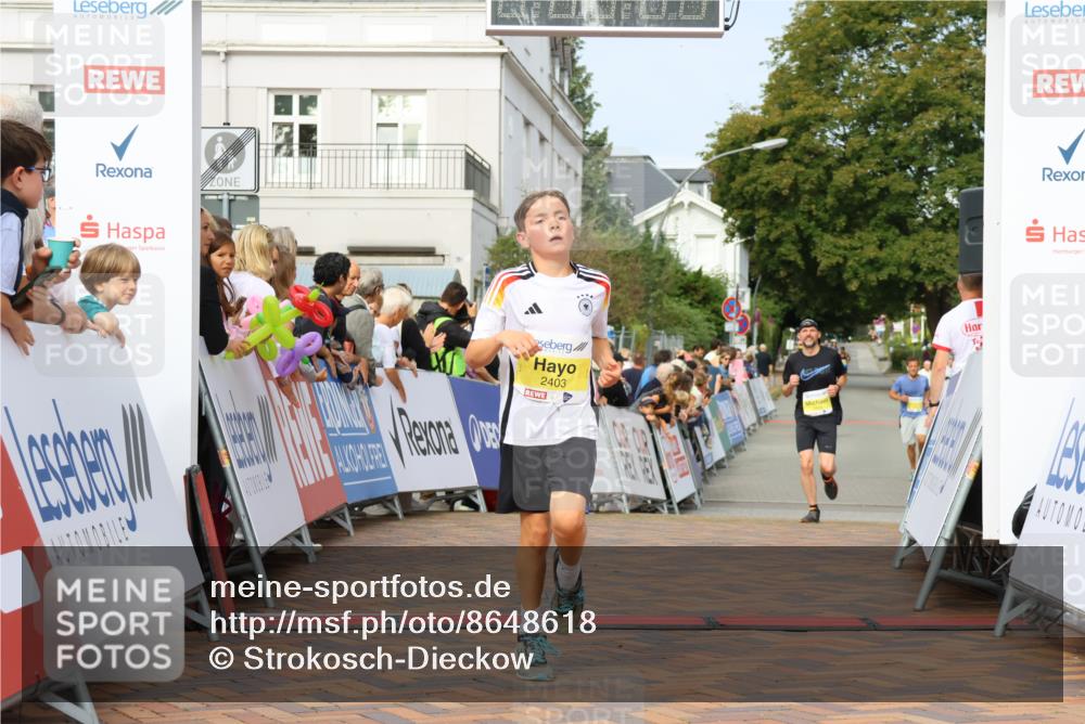 31.08.2025 - 21. Blankeneser Heldenlauf Strokosch-Dieckow http://msf.ph/oto/8648618 31.08.2025 10:17:45 Ziel 2420, 2403 meine-sportfotos.de