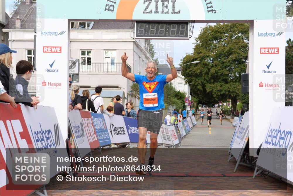 31.08.2025 - 21. Blankeneser Heldenlauf Strokosch-Dieckow http://msf.ph/oto/8648634 31.08.2025 09:47:22 Ziel 1107, 1153 meine-sportfotos.de